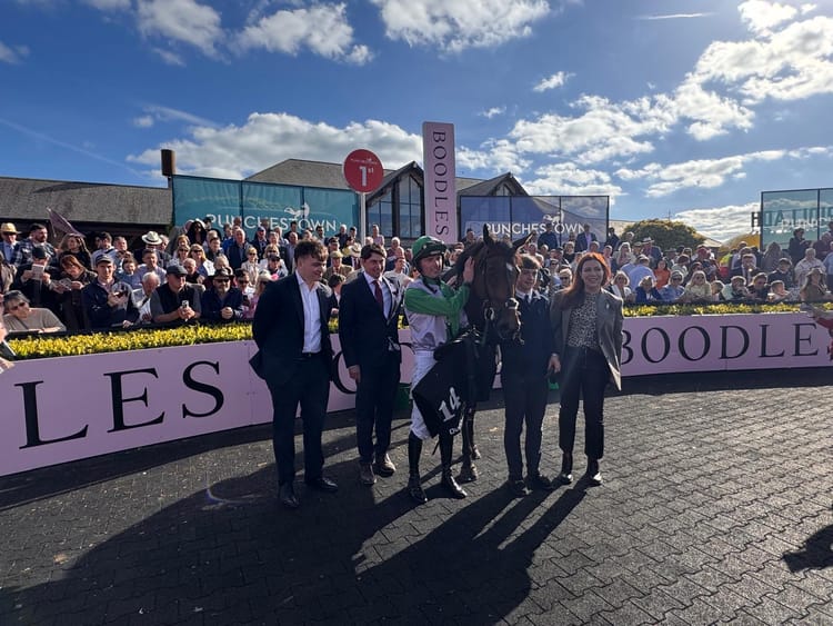 Sea Music shocks at Punchestown in family finish