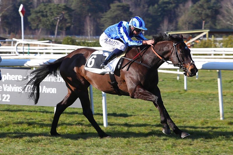 Amy Murphy Claims First French Victory with Pride Of America